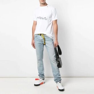 Imprimé sur la poitrine, manches courtes, version standard, blanc
