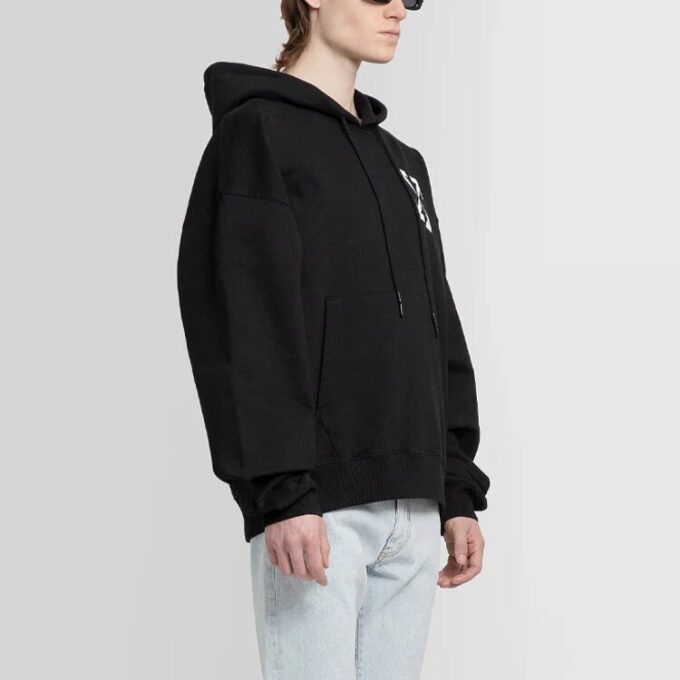 Off-White Homme SS22 Kangaroo Pocket Arrows Large Automne Noir