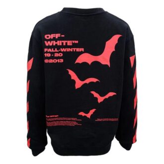 Pull à col rond et coupe ajustée avec logo chauves-souris Pull à col rond et coupe ajustée avec logo chauves-souris