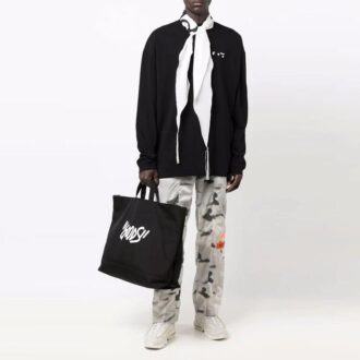 Pull à col rond et logo sur la poitrine Off-White pour homme FW21, coupe ample, noir Pull à col rond et logo sur la poitrine Off-White pour homme FW21, coupe ample, noir