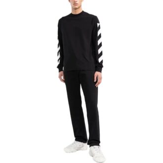 Pull à col rond et manches longues imprimé à rayures fléchées FW22, version noire Pull à col rond et manches longues imprimé à rayures fléchées FW22, version noire