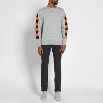 Pull à col rond à imprimé à carreaux dans le dos, version grise