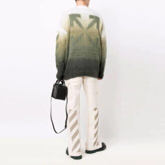 Pull en laine à col rond et manches longues pour homme Off-White, coupe ample, effet dégradé, multicolore Pull en laine à col rond et manches longues pour homme Off-White, coupe ample, effet dégradé, multicolore