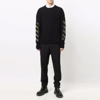 Pull en laine à col rond et motif Arrows Off-White pour homme FW21, coupe ample, noir Pull en laine à col rond et motif Arrows Off-White pour homme FW21, coupe ample, noir
