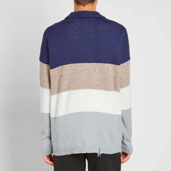 Pull en laine multicolore à col rond