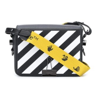 Sac à bandoulière en cuir Off-White noir orné d&rsquo;une micro-étiquette