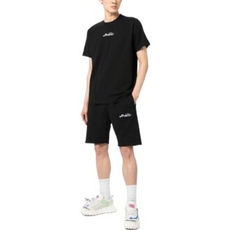 Short de sport avec logo en lettres cursives