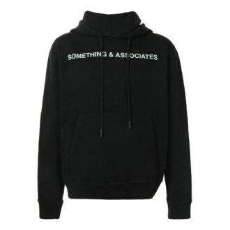 SS21 x Something & Associates Crossover Alphabet à capuche imprimé noir