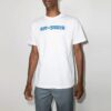 T-shirt blanc à manches courtes avec logo et flèche, collection SS22