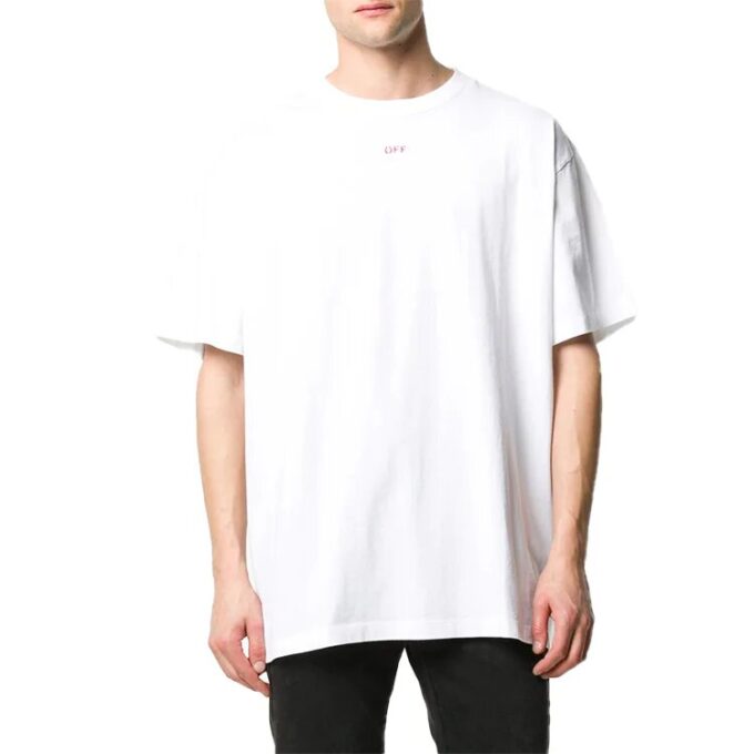 T-shirt à manches courtes blanc avec imprimé flèches au pochoir
