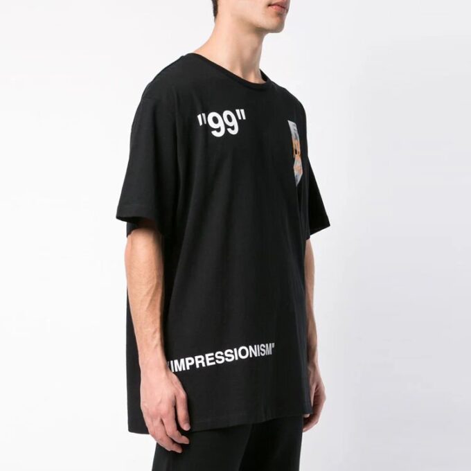 T-shirt à manches courtes en coton ample avec imprimé noir