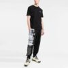 T-shirt à manches courtes noir avec logo imprimé SS22