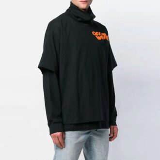 T-shirt à manches longues noir avec col à patte de boutonnage et imprimé alphabétique