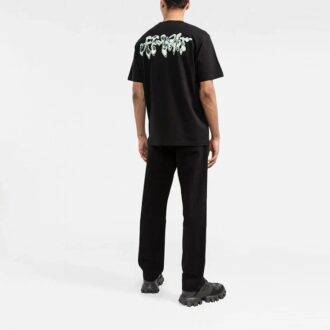T-shirt noir à manches courtes Off-White pour homme, collection printemps-été 2022, avec imprimé classique « Chest Classic Arrow Alphabet »