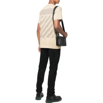 T-shirt Off-White pour homme FW22 à col rond et Shorts, version standard, imprimé à rayures dans le dos, marron clair